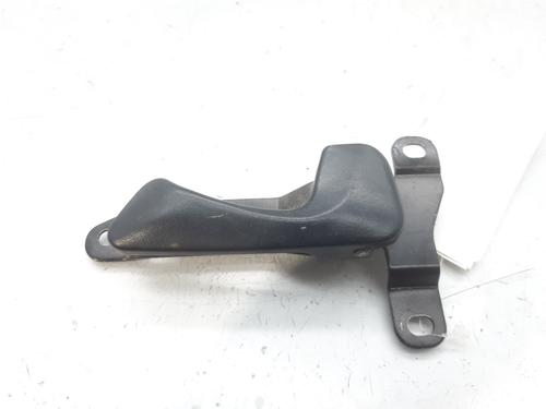 Højre bagtil invendig håndtag MITSUBISHI GALLOPER (JK-01) 2.5 TD intercooler (99 hp) 12406931