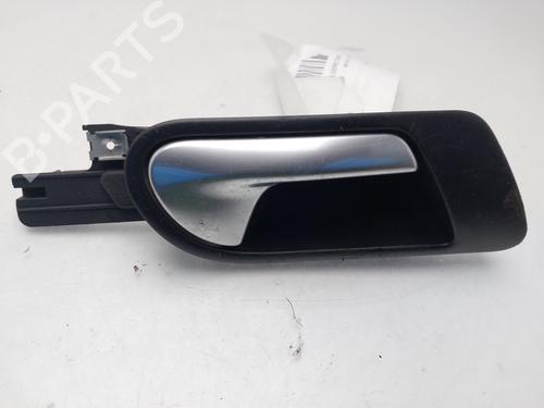 Used Rear right interior door handle Rear right interior door handle VW JETTA III (1K2) 1.9 TDI (105 hp) 33756104 33756104