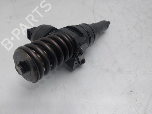 injector-vw-passat-b55-variant-3b6-2000-2001-2002-2003-2004-2005-36505411 main image