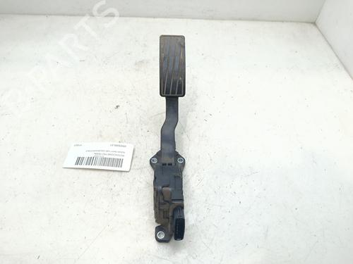 Pedal Pedal SUZUKI SWIFT IV (FZ, NZ) 1.3 DDiS (AZG413D, ZC02S, ZC92S) (75 hp) 35813724 35813724