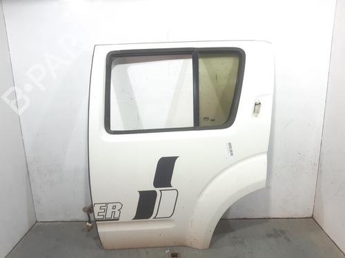 Dør venstre bak NISSAN PATHFINDER III (R51) 2.5 dCi 4WD (190 hp) 12412292