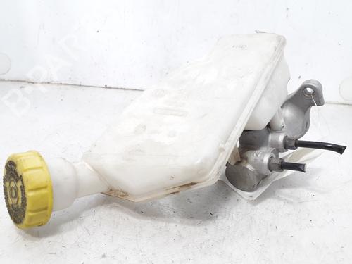 Used Brake master cylinder CITROËN C4 CACTUS 1.6 BlueHDi 100 (99 hp) 8336959