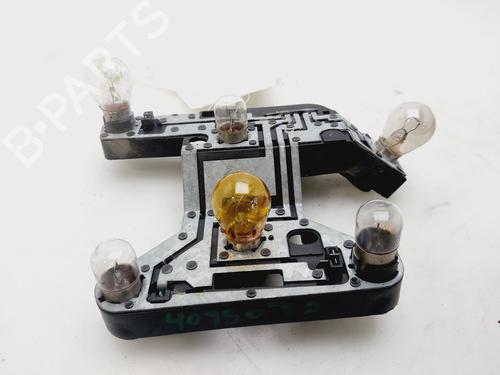 Lamp holder TOYOTA AVENSIS Saloon (_T25_) 2.0 D-4D (ADT250_, ADT250R) | BP32288855L10