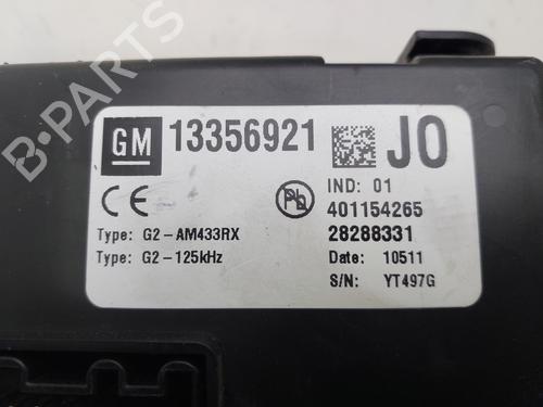 Fuse box OPEL MERIVA B MPV (S10) | BP36164009E1 - Image 2