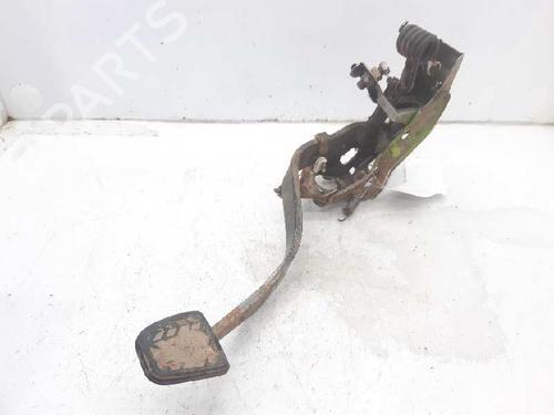 Clutch pedal TOYOTA HILUX VII Pickup (_N1_, _N2_, _N3_) 2.5 D 4WD (KUN25) 313010K030 |