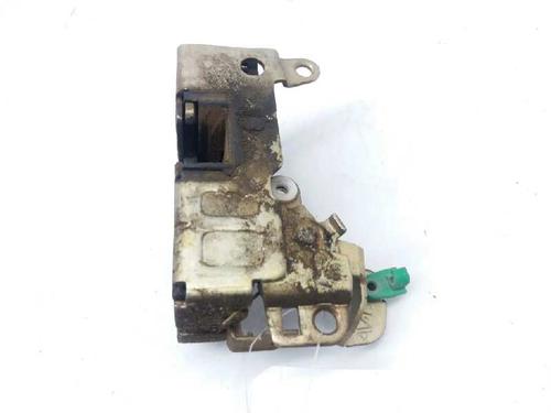 Cerradura puerta delantera derecha RENAULT RAPID Box Body/MPV (F40_, G40_) 1.9 D (F40R) (54 hp) 7701031778 | 7701031778 |