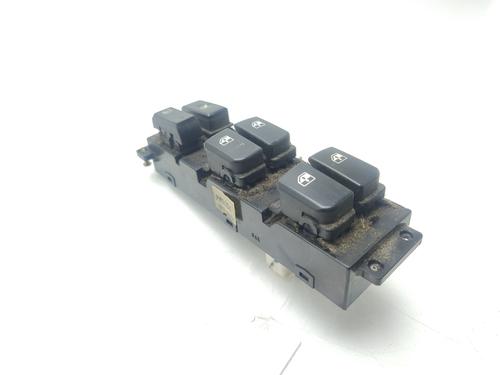 Used Left front window switch HYUNDAI SANTA FÉ II (CM) 2.2 CRDi 4x4 (155 hp) 27334729