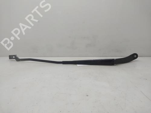 Used Front windshield wiper arm Front windshield wiper arm 37282078 37282078