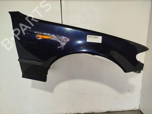 Used Right front fenders BMW 3 (E46) 318 i (143 hp) 30889282