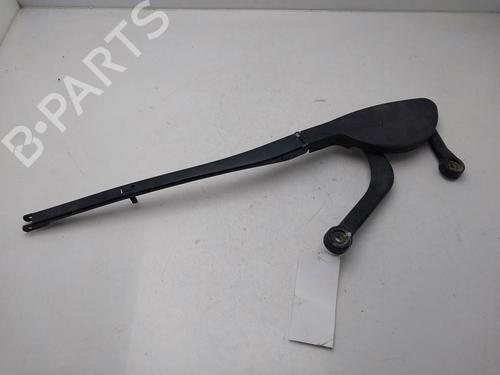 Used Front windshield wiper arm Front windshield wiper arm 38556771 38556771