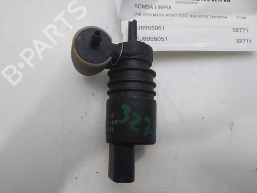Used Washer pump VW POLO (6N2) [1999-2001]  16006839