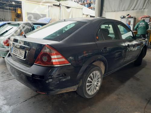 Right headlight FORD MONDEO III (B5Y) 2.0 16V TDDi / TDCi | BP16697285C29 