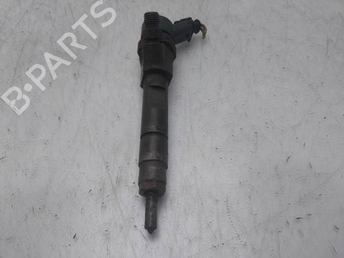 injector-renault-megane-ii-saloon-lm01_-2003-39616100 main image