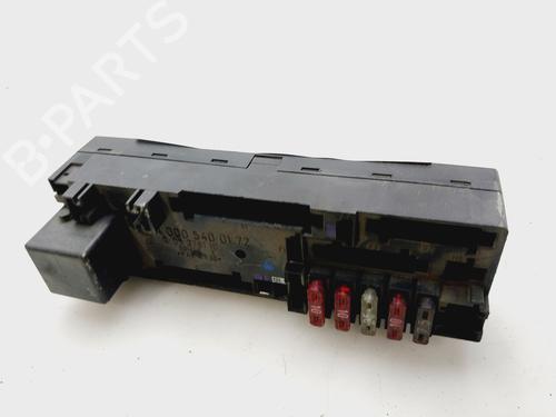 Used Fuse box MERCEDES-BENZ E-CLASS (W210) E 290 Turbo-D (210.017) (129 hp) 30321297