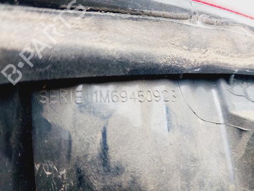 Right tailgate light SEAT LEON (1M1) | BP30974447C80