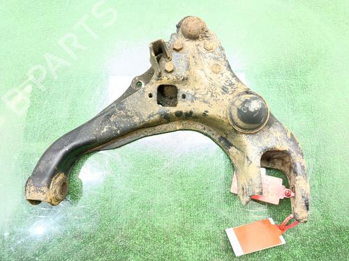 Used Right front suspension arm MITSUBISHI PAJERO I Canvas Top (L04_G) 2.5 TD (L044G, L049G) (84 hp) 28669901
