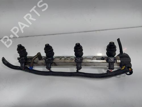 Used Injection rail VOLVO V40 Estate (645) [1995-2004]  30492611