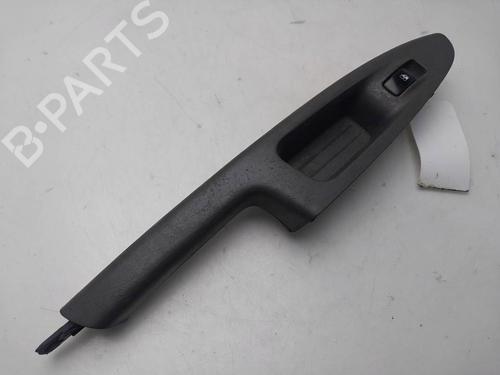 Used Right front window switch Right front window switch KIA RIO II (JB) 1.5 CRDi (110 hp) 39751894 39751894