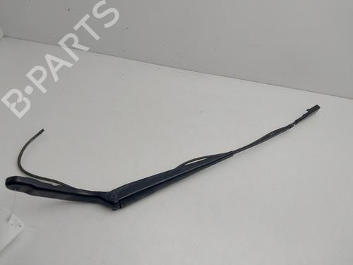 Used Front windshield wiper arm Front windshield wiper arm 34141767 34141767