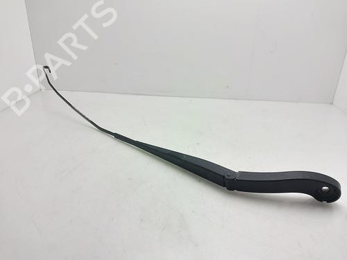 Used Front windshield wiper arm Front windshield wiper arm FIAT SCUDO Bus (270_, 272_) 2.0 D Multijet (120 hp) 35813768 35813768