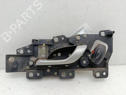 Venstre fortil invendig håndtag HONDA CIVIC VIII Hatchback (FN, FK) 2.2 CTDi (FK3) (140 hp) 31597939