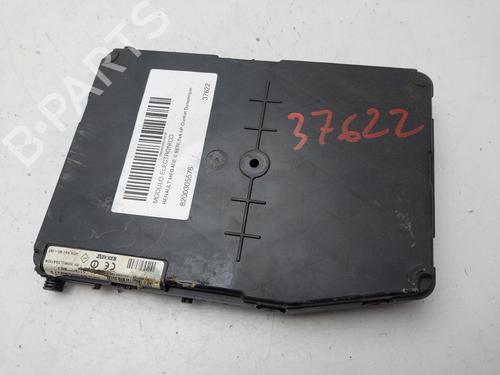 Used Electronic module RENAULT MEGANE II (BM0/1_, CM0/1_) 1.5 dCi (BM0F, BM0T, BM2B, CM0F, CM0T) (82 hp) 28005884