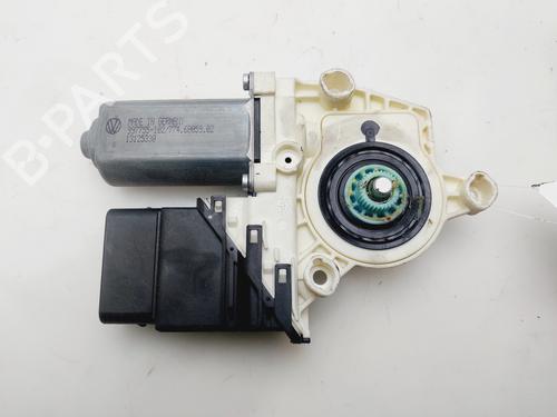 Used Right rear window motor VW PASSAT B6 Variant (3C5) [2005-2011]  31800282