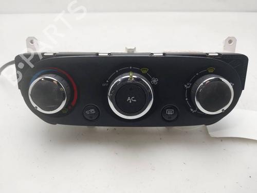 Used Climate control Climate control 38950128 38950128