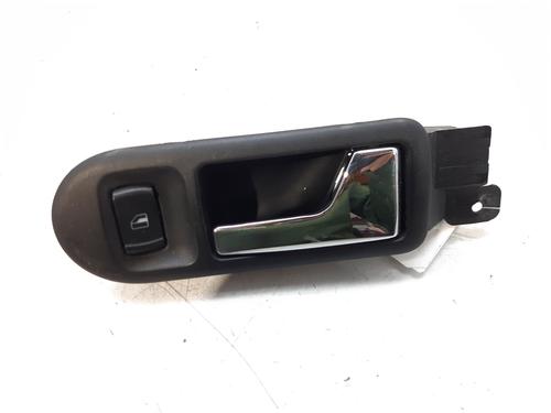 Used Front right interior door handle VW GOLF IV (1J1) [1997-2008]  8322734