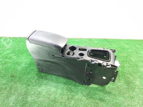 Armrest / Center console RENAULT KADJAR (HA_, HL_) 1.6 dCi 130 4x4 (HLA4) | BP9421719I20 