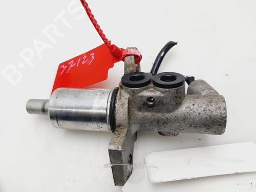 Used Brake master cylinder AUDI A4 B6 (8E2) 1.9 TDI (130 hp) 24500554