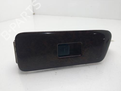 Mando elevalunas delantera derecho NISSAN MAXIMA / MAXIMA QX IV (A32) 3.0 (193 hp) 32683612