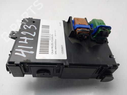 Fuse box OPEL MERIVA B MPV (S10) | BP36164003E1 - Image 4