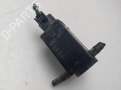 Washer pump HYUNDAI i30 (GD) | BP37149363E24 - Image 3