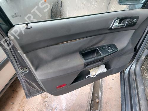 Left front door VW POLO IV (9N_, 9A_) 1.4 16V | BP31033983C2