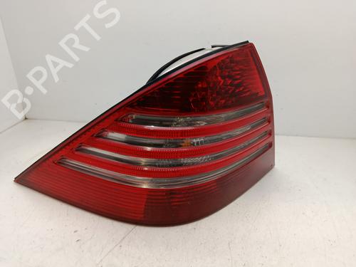Used Left taillight MERCEDES-BENZ S-CLASS (W220, V220) S 320 CDI (220.025, 220.125) (204 hp) 32199095