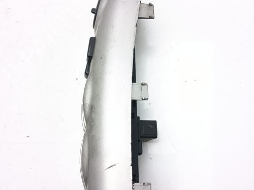 Left front window switch KIA SPORTAGE II (JE_, KM_) 2.0 CRDi 4WD | BP24365822I27