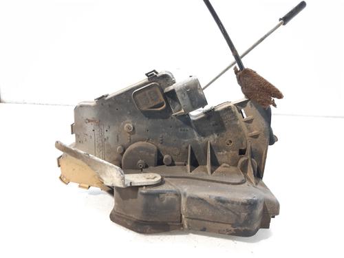 Used Front right lock BMW 3 (E46) 320 d (136 hp) 8804225