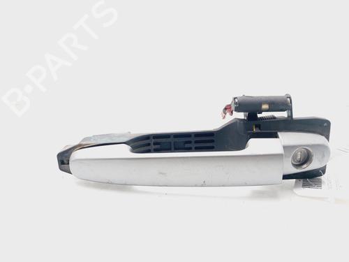 Used Front left exterior door handle TOYOTA COROLLA Verso (_E12_) 2.0 D-4D (CDE120_, CDE120R) (90 hp) 19537152