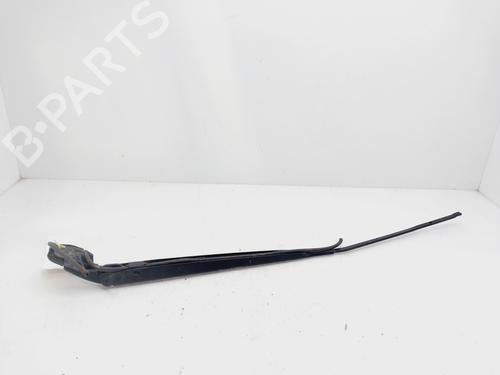 Front windshield wiper arm CITROËN C4 CACTUS 1.2 VTi 82 | BP21218675C143 