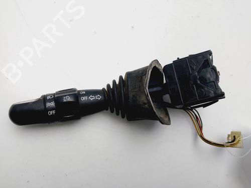 Commande de phare CHEVROLET NUBIRA Saloon 1.6 (109 hp) 31965730