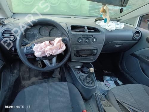 Left front window motor SEAT LEON (1P1) 1.6 TDI | BP19324089E21 