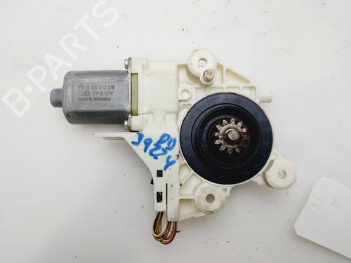 Used Right front window motor FORD FOCUS II Saloon (DB_, FCH, DH) [2005-2025]  30853834