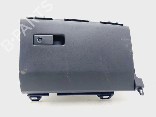 Used Glove box KIA SPORTAGE IV (QL, QLE) 1.6 GDI (132 hp) 30932354