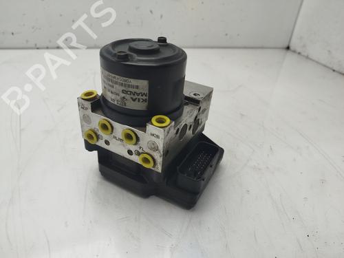Pompe ABS KIA CARENS I MPV (FC, FJ) 2.0 CRDi (113 hp) 32078960