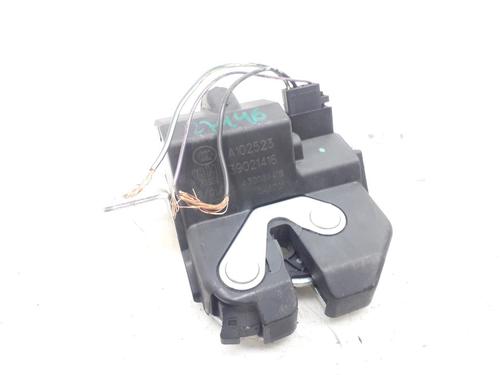 tailgate-lock-opel-corsa-e-x15-14-08-68-39021416-2014-10174709 main image