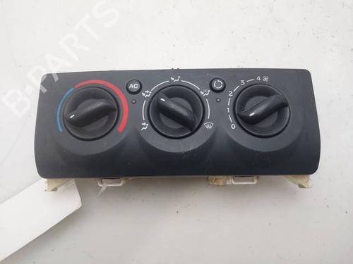 Used Climate control Climate control 38747293 38747293