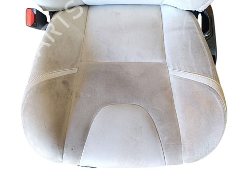 Left front seat VOLVO V40 Hatchback (525) D2 | BP31586750C15 