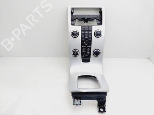 Used Middle console VOLVO C30 (533) D3 (150 hp) 26588289