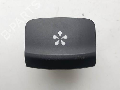 Kombi Kontakt / Stilkkontakt Kombi Kontakt / Stilkkontakt 38438855 38438855